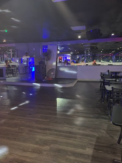 nearby event restaurant