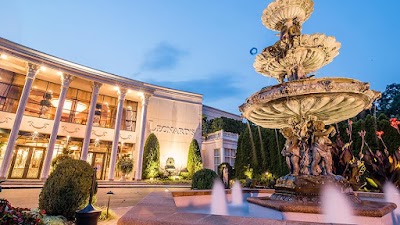 nearby event restaurant
