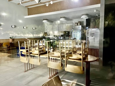 Light On The Sugar, 4860 Big Island Drive unit 2, Jacksonville, FL 32246