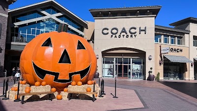 Outlets at Traverse Mountain