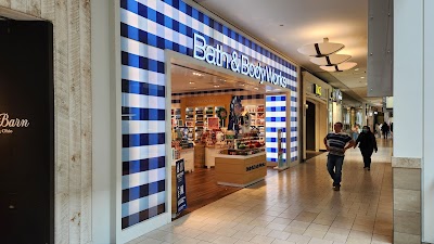 Queens Center